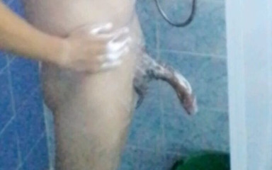 Slimman666: 苗条的情人洗澡