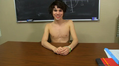 Teach Twinks: Daha fazla penis, aynı anda sekiz veya on iki gibi!