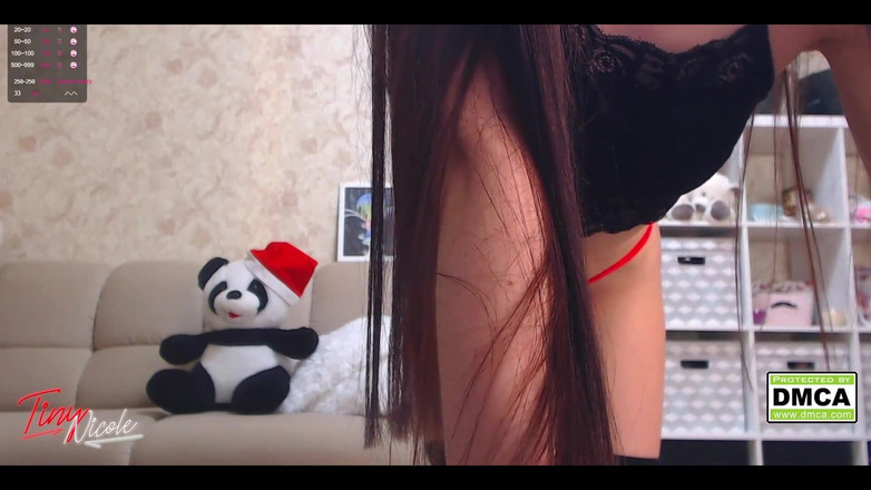 NicoleAndAlex: Bongacamsのロシア人ウェブカメラモデルMia。セクシーなふしだらな女