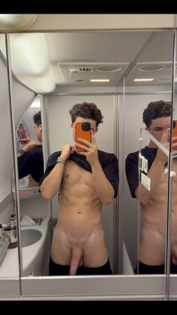 Turbulence Got My Dick Bouncing Don’t Worry! Landed Safely Back in Melbourne