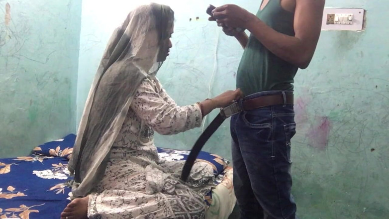 Shahilsingh119: Desi manželka šuká