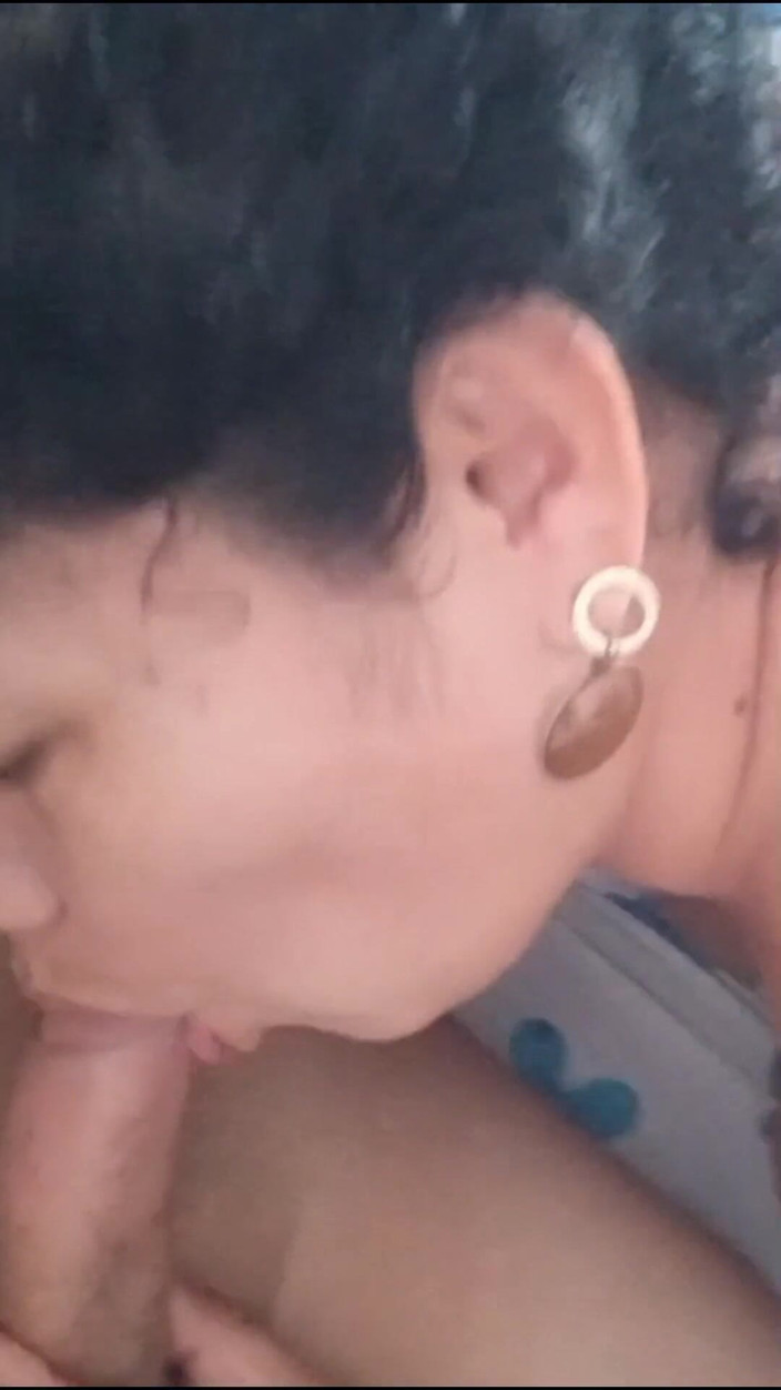 Valkyrieandluigy: Пухла їсть багатія