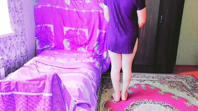 Kitty_Cross: डांसिंग दिवा: मेरी शानदार क्रॉसड्रेसिंग पोशाक में मुझे ग्रूम करते हुए देखें!
