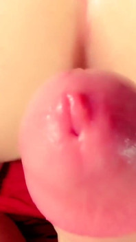 Pompino mentre cavalca un dildo