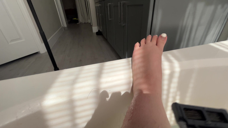 Lenna Lux: Penyelenggaraan tinggi dewi Gergasi