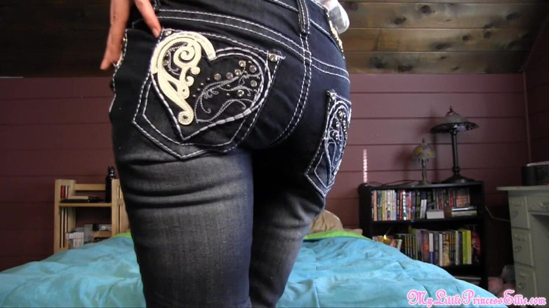 Ellie Idol: मेरी तंग जींस बेबी पर वीर्य