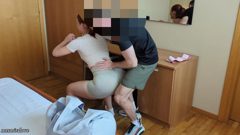 Mira Love: I Cheat on My Boyfriend with My Personal Trainer (italian Amateur)