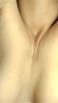 Seks anal pakai dildo