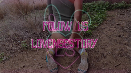 TheloveStory: Doggystyle - sexy teen masturbiert muschi im freien
