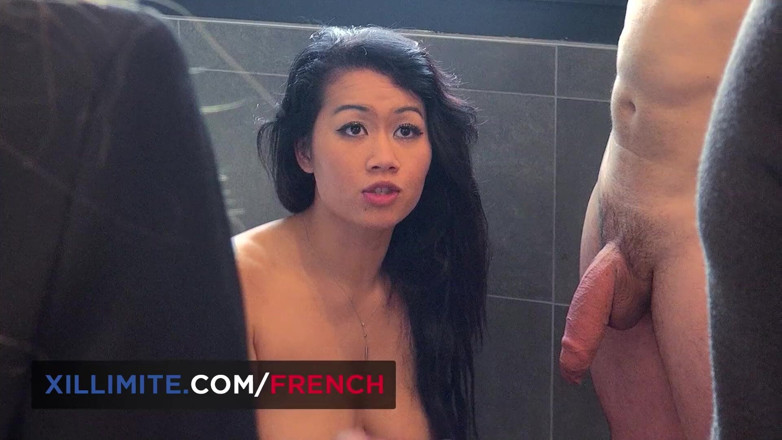 French girls at work: Perfekter dreier mit 2 französischen teenies, asiatischem und blondem analsex