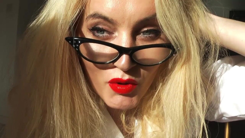 Goddess Celine: Döl çıkarma makinesi