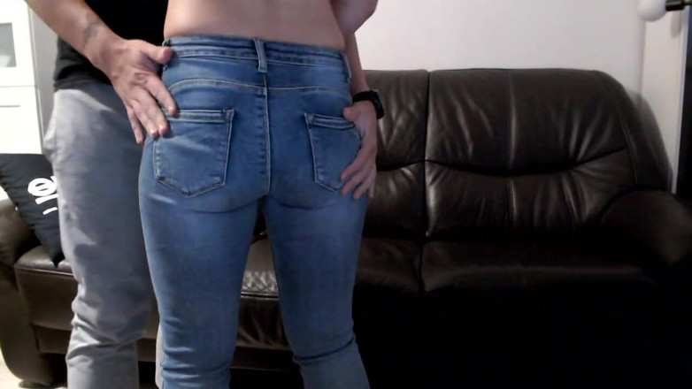 MagicStas: Amateur Girl Get Pussy Fingering in Jeans and Panties