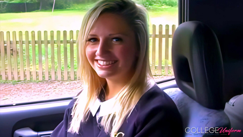 College Uniform: Interview prise 2 avec Milly Hedgland