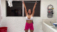 stacycossio: Trabajar me excita cómo rebotan mis tetas