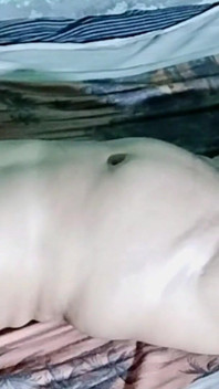 Desi College Girl Pinki Rubbing Her Wet Pussy