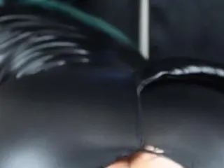 Little Puck: Catwoman Milks Your Cock