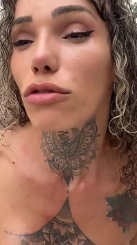 Tukang Kebun Puan Sabrina Prezotte Waria Sombong.