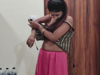 Bollywood porn: Una nuova attrice comer è stata tradita da un falso regista....