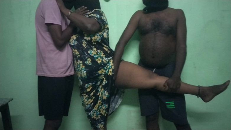 Benita sweety: Threesome - New Aunty Cuckold Hot