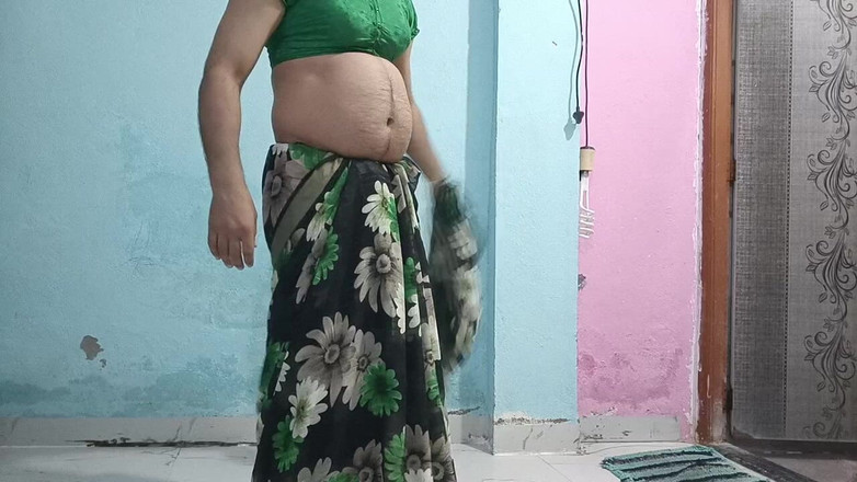 LovedSunsine1990: Amigos, la ropa de mi esposa está comenzando a encajarme