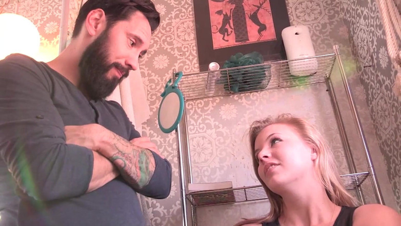 Horny girls want to fuck: Блондинку-бомбу жестко трахнул большой черный член