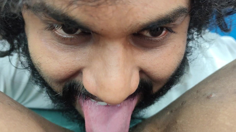 Vaigavarun45: Jilat memek bagian memek - 2