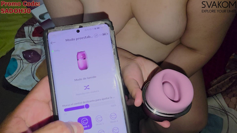Sado Hentai: Chupar Y Lamer Todos Mis Hoyos Con klitty De Svakom...