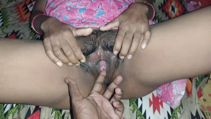 Hharr9898: Šukám svoji nevlastní kamarádku, šukám její kundičku