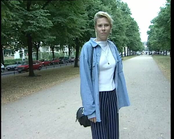 YOUR FIRST PORN: Schoene Grosse фрау Judy - красивая высокая женщина Judy