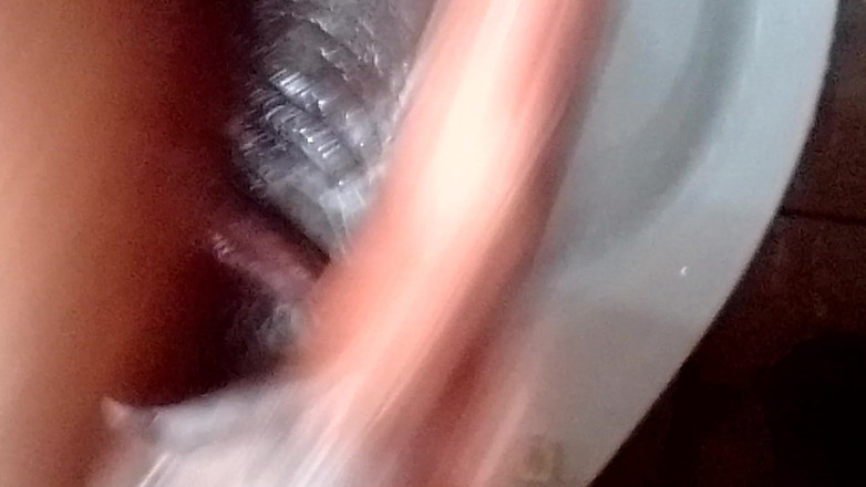 Fuvk Felon: 30대 창녀를 따먹는 18세 소녀