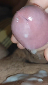Simultaneous Explosion of Cumshot and Cum From the Straight Boy.