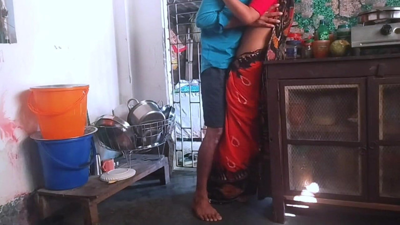 Nazima Khan: Der Schwager genießt es, die Muschi der Schwägerin zu lecken,...