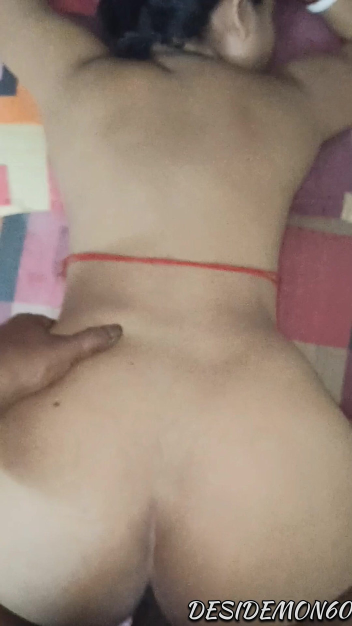 DesiDemon60: Desi village Bengali Bhabhi neuken op zijn hondjes