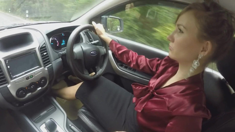 Angel The Dreamgirl: El verdadero castigo en el coche ii