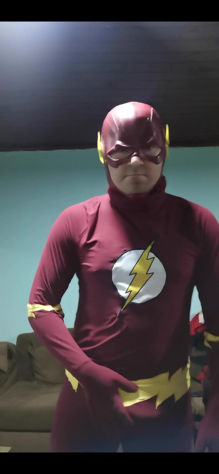 Rokkuman: El cosplay caliente de flash