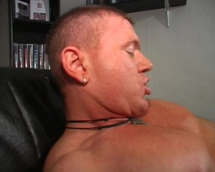 BB Video - Vintage Story: 德国素人3P 2女1男天然巨乳成人玩具#3