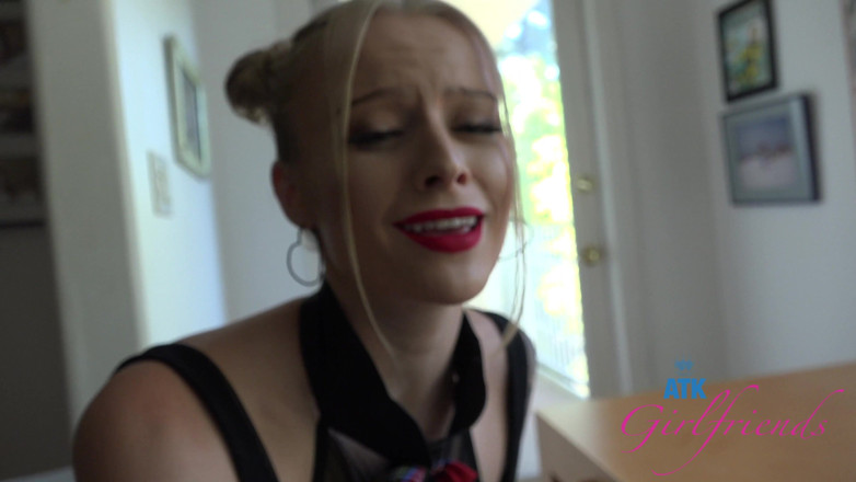 ATK Fans (Girlfriends): Paris Thinks She Can Improve Her Grades with a Meeting
