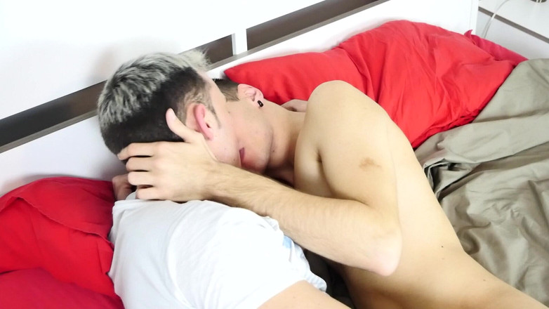 UK Naked Men: Derek Miller dan Yago Sinner