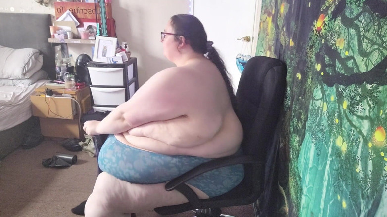SSBBWLadyBrads: Gordas rabudas experimentam depois do banho - parte 1