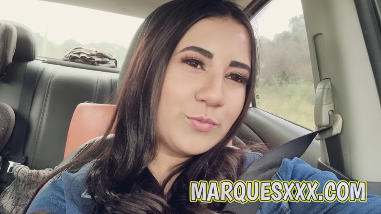 marquesxxx1: Genç kızın götünü sert sikiyor ve içine boşalıyor