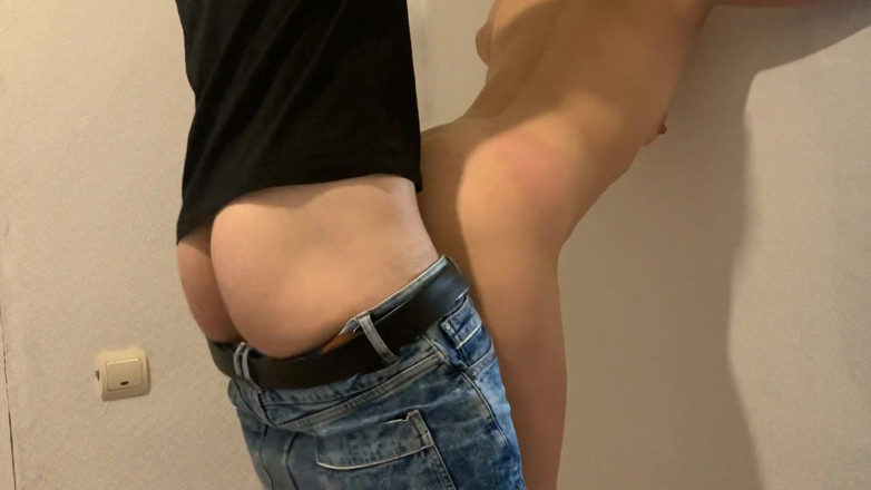 Aleks-VJ: เอาไอ้หีโสเภณีพิงกำแพงแล้วเย็ด
