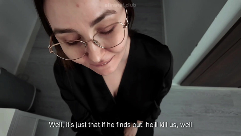 Alina Rai: Stepmom Needs Honest Feedback on Her New Boobs.