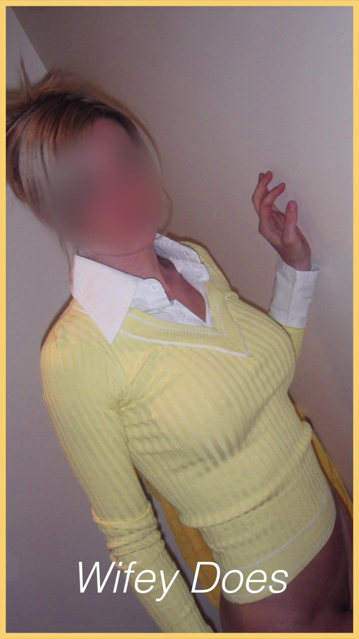 Wifey Does: Wifey Looks Perfect in This Yellow Shirt