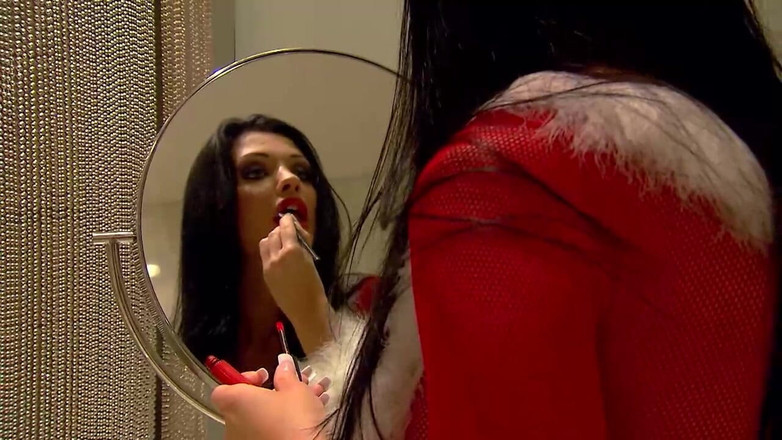 MILF and Big Wet Tits XXX: Noel için karımı götten sikiyorum ve göğüsleri çok büyük