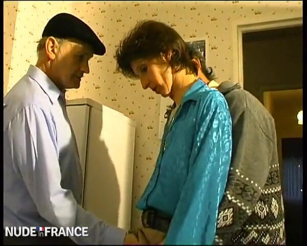 Nude in France: Alain presents his new ass plan to Grandpa and offers...