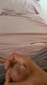 자지를 빨아주는 18세 소녀