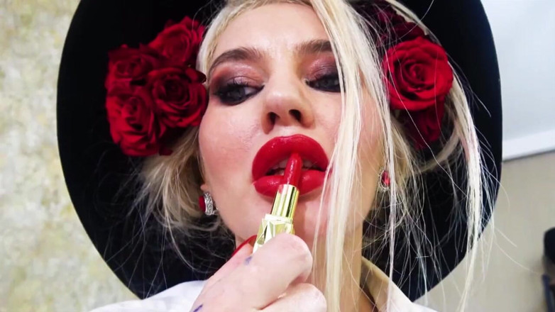Goddess Celine: Femdom hry
