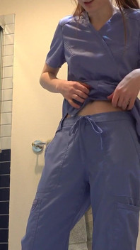 Scrubs'a işiyor