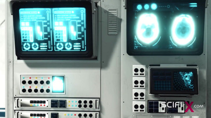 SciFi-X: Сексуальна молода грудаста темношкіра займається жорстким анальним сексом із секс-роботом на medbay