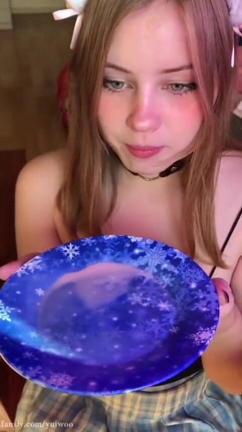 Yuiwoo: Brought Home a Cat Girl and Cum in Mouth